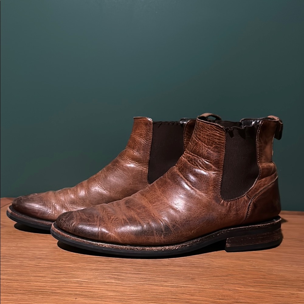 Wolverine 1000 Mile Leather Chelsea Boots - Picture 1 of 7
